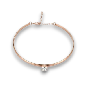 Altın Kaplama Kristal Taşlı Choker Kolye genel görünümüyle beyaz arka planda ışıltılı tasarımını yansıtıyor.