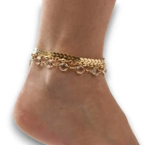 Kristal taşlı gold zincir halhal seti manken bileğinde