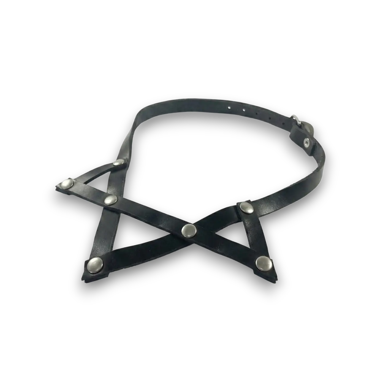 Pentagram tasarım gotik tarz deri choker ürününün beyaz arka plan üzerinde yandan genel görünümü.
