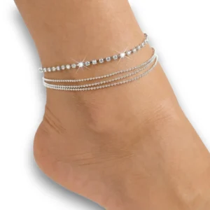 Zirkon taşlı gümüş kaplama zincir halhal manken bileğinde