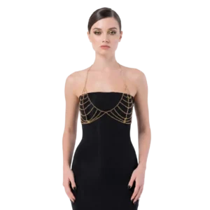 Boyundan geçmeli altın kaplama vücut kolyesi manken üzerinde