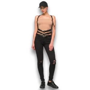 Manken üzerinde festival stili kıyafet ve askılı gotik vücut kemeri zırh modeli TikiTonki