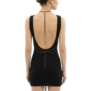 Zirkon taşlı boyundan bağlamalı vücut zinciri manken arkadan görünüm