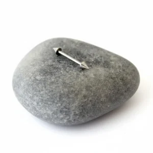 Günlük kullanıma uygun cilt dostu titanyum kaş küpesi