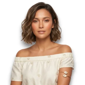 Deniz kabuklu altın kaplama kol bileziği manken kolunda